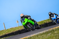 anglesey-no-limits-trackday;anglesey-photographs;anglesey-trackday-photographs;enduro-digital-images;event-digital-images;eventdigitalimages;no-limits-trackdays;peter-wileman-photography;racing-digital-images;trac-mon;trackday-digital-images;trackday-photos;ty-croes